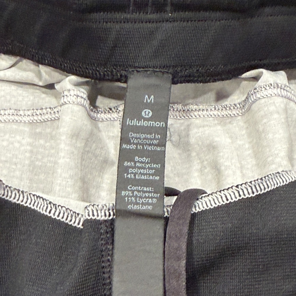 Lululemon Mens Space Dye Athletic Shorts Black White Medium 9 Inch Inseam - Picture 4 of 8